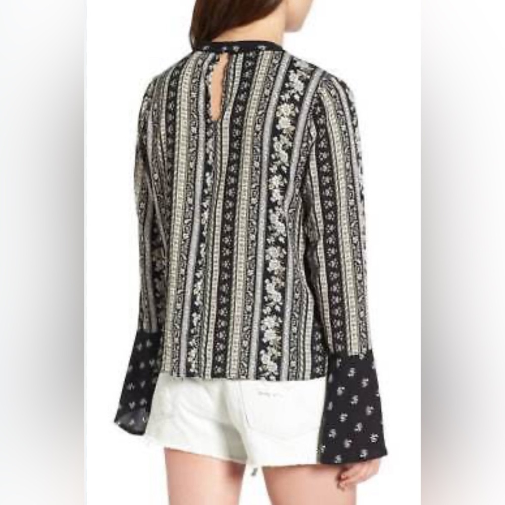 Love, fire Choker‎ print blouse S - Picture 2 of 7